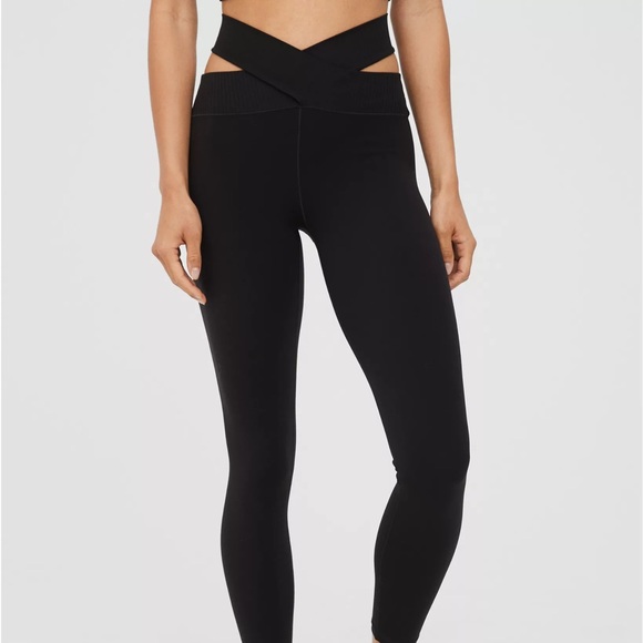Aerie Cutout Legging - Picture 2 of 2